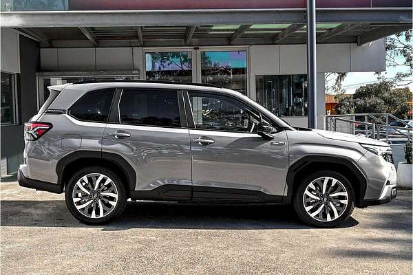 2025 Subaru Forester Hybrid Touring S6