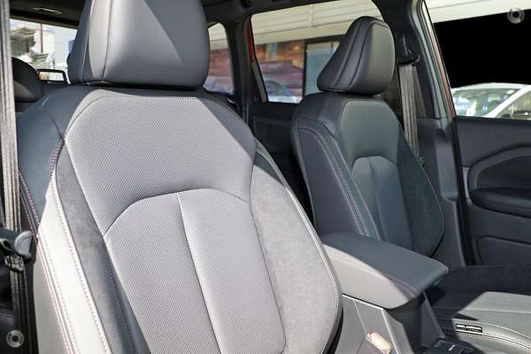 2025 Subaru Forester Hybrid Touring S6