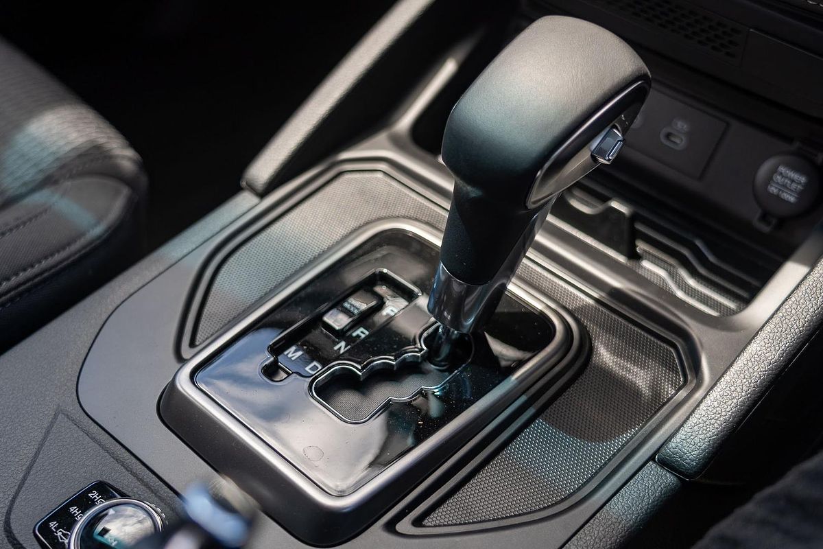 2025 KGM Musso ELX Q261 4X4