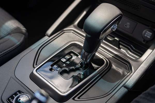 2025 KGM Musso ELX Q261 4X4