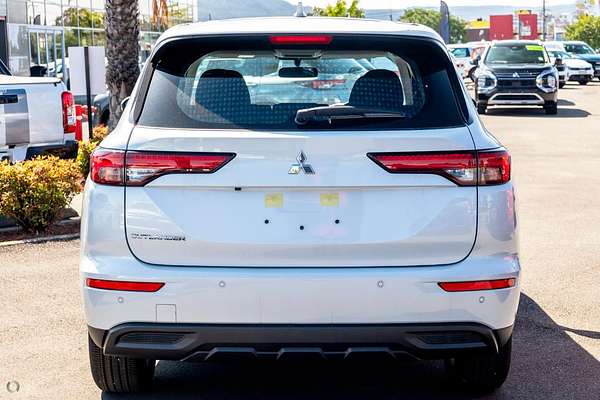 2025 Mitsubishi Outlander ES ZM