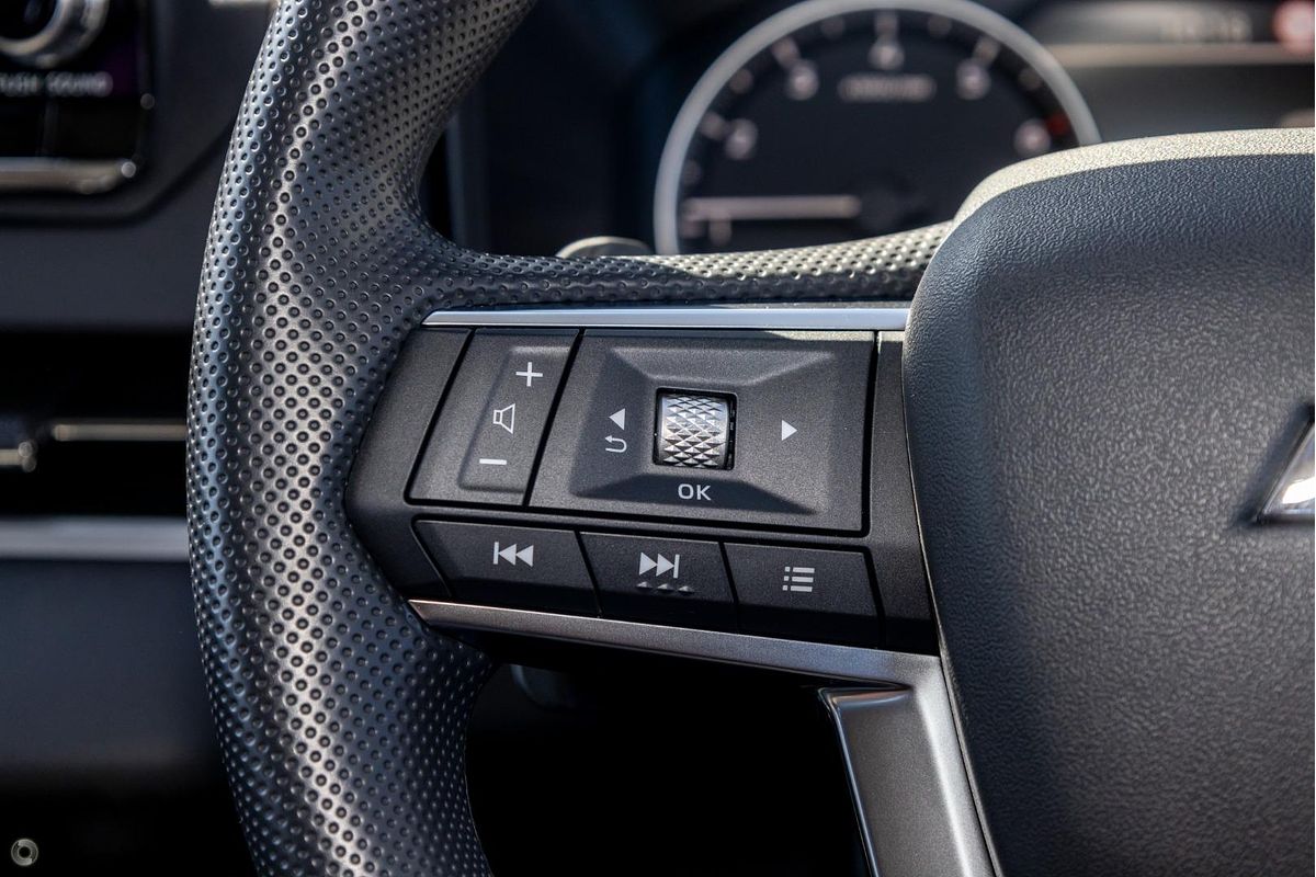 2025 Mitsubishi Outlander ES ZM