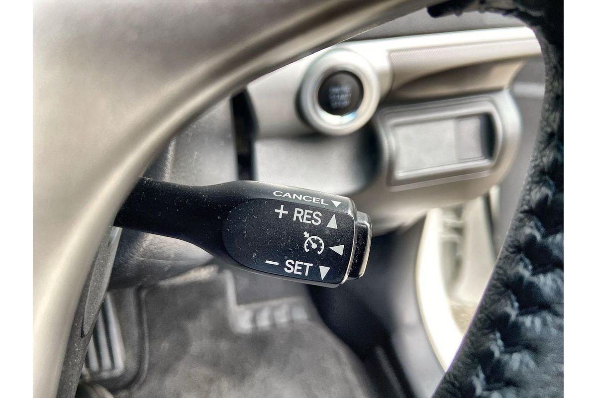 2013 Toyota Camry Atara S ASV50R