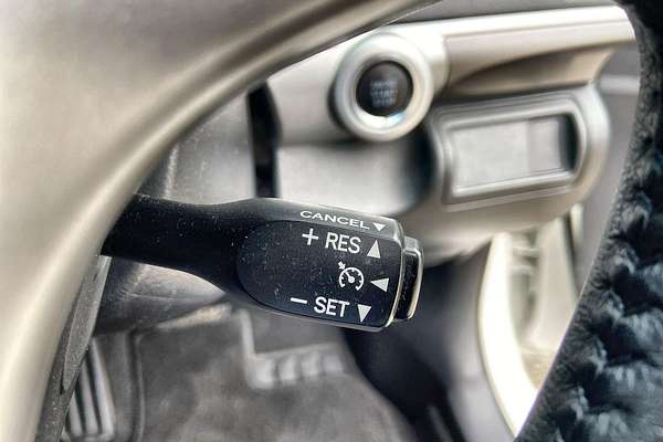 2013 Toyota Camry Atara S ASV50R