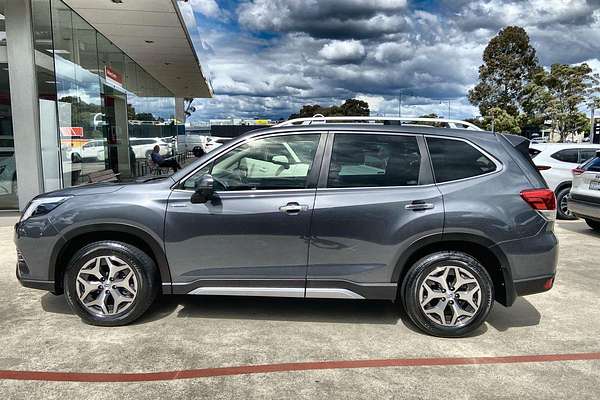 2022 Subaru Forester Hybrid L S5