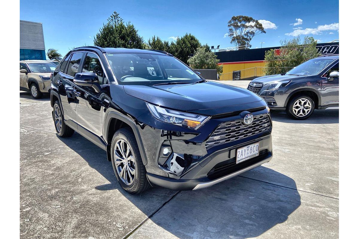 2024 Toyota RAV4 GXL AXAH52R