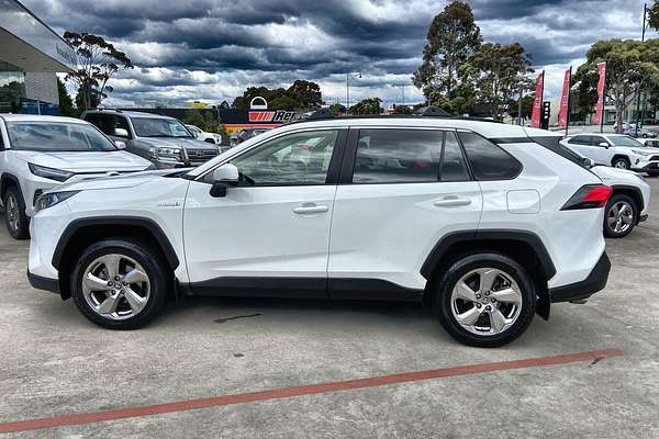 2021 Toyota RAV4 GXL AXAH54R