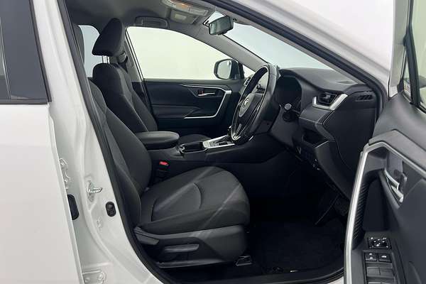 2021 Toyota RAV4 GXL AXAH52R