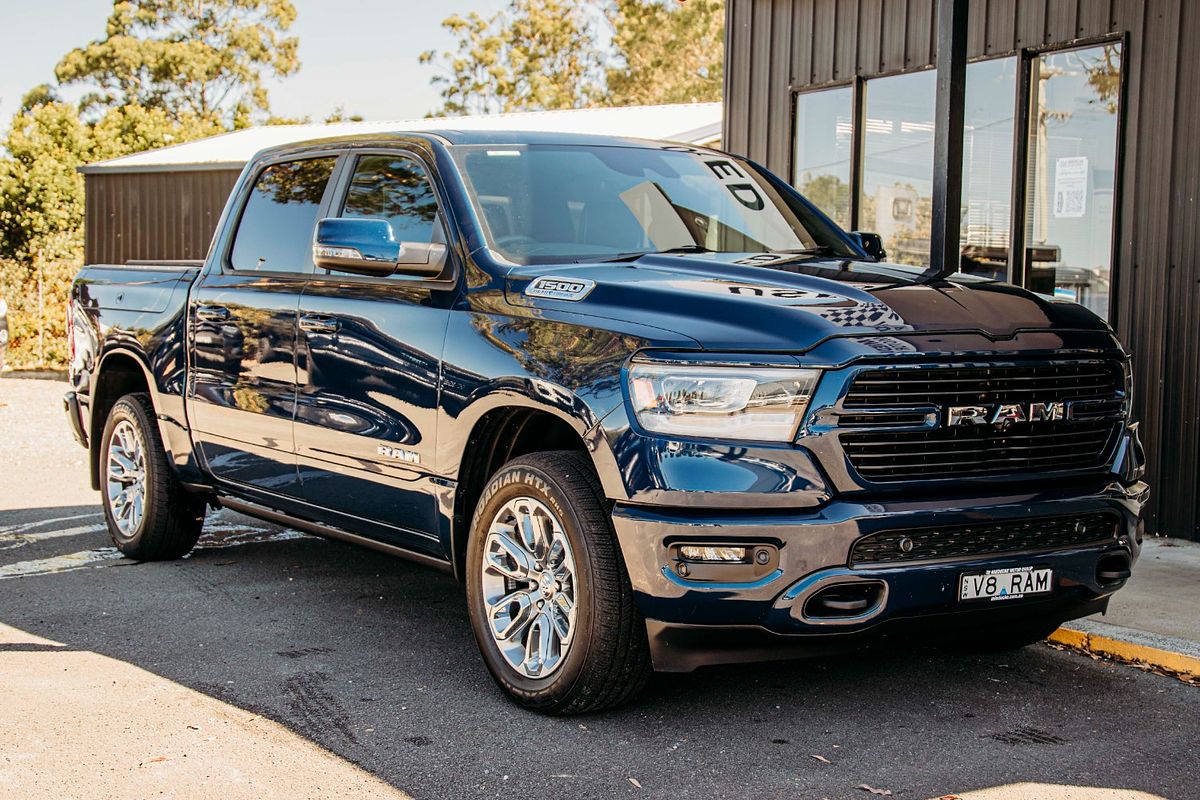 2023 RAM 1500 Laramie Sport RamBox DT 4X4 SWB