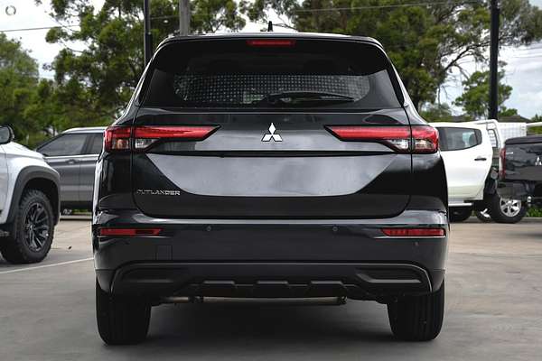 2025 Mitsubishi Outlander ES ZM