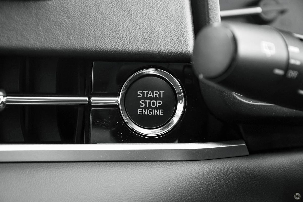 2025 Mitsubishi Outlander ES ZM