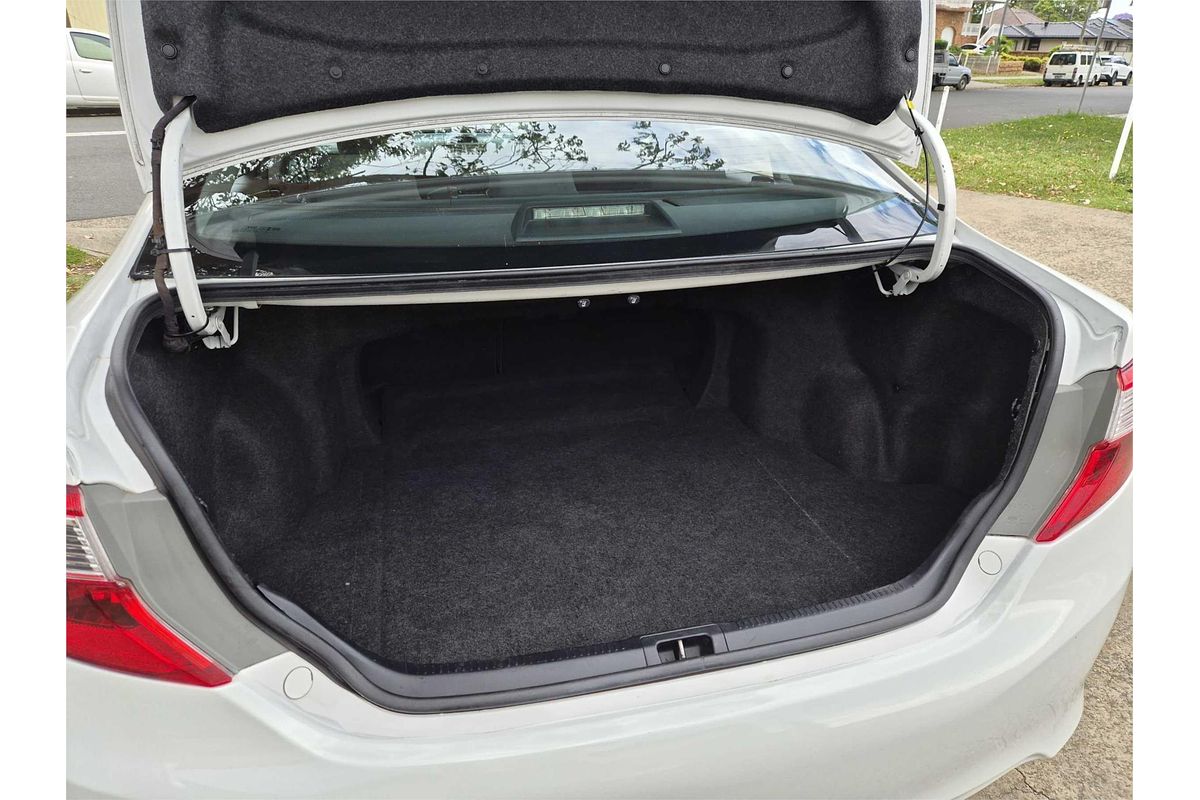 2013 Toyota Camry Atara S ASV50R