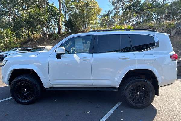 2022 Toyota Landcruiser VX FJA300R