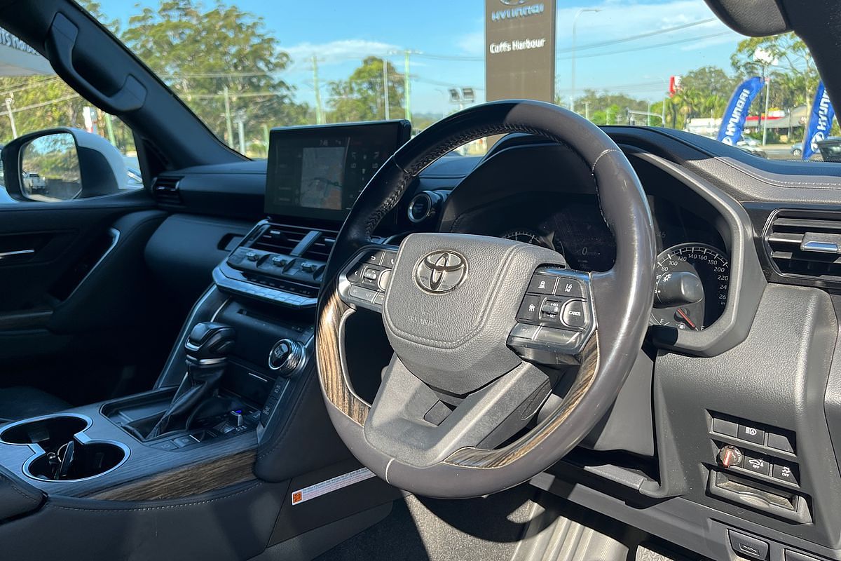 2022 Toyota Landcruiser VX FJA300R