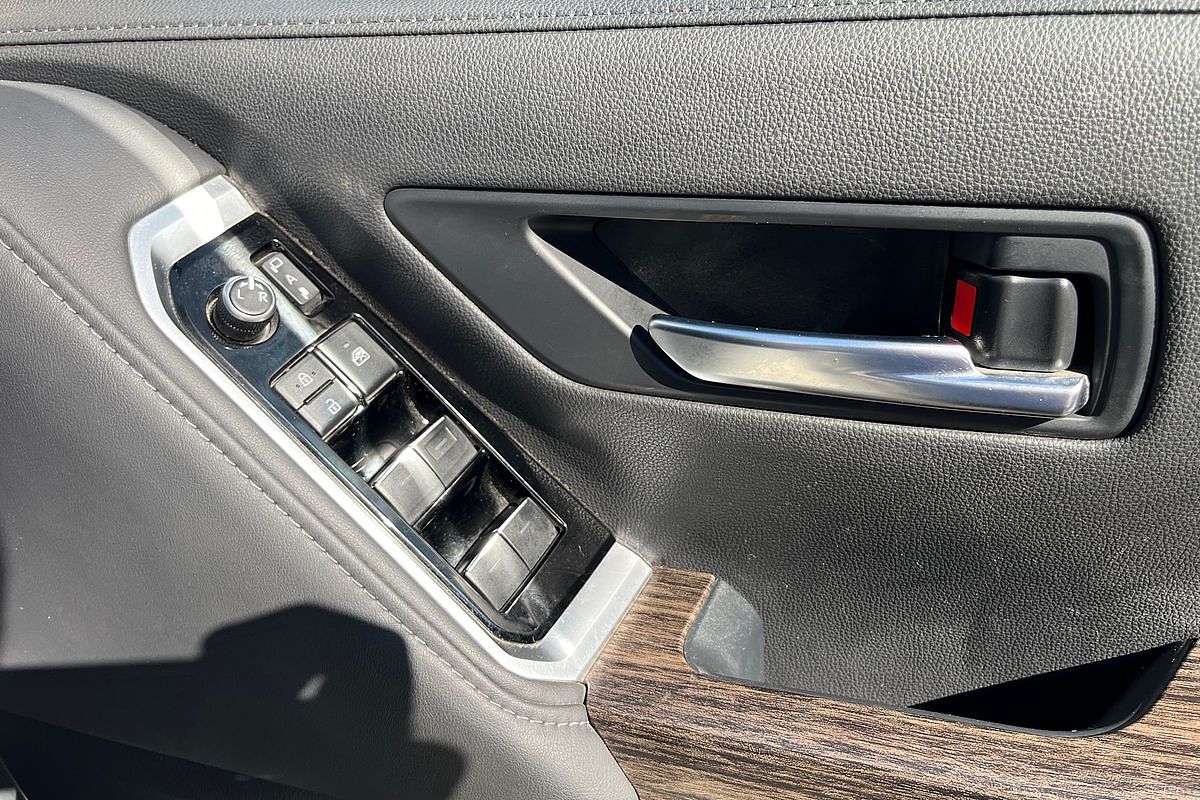 2022 Toyota Landcruiser VX FJA300R