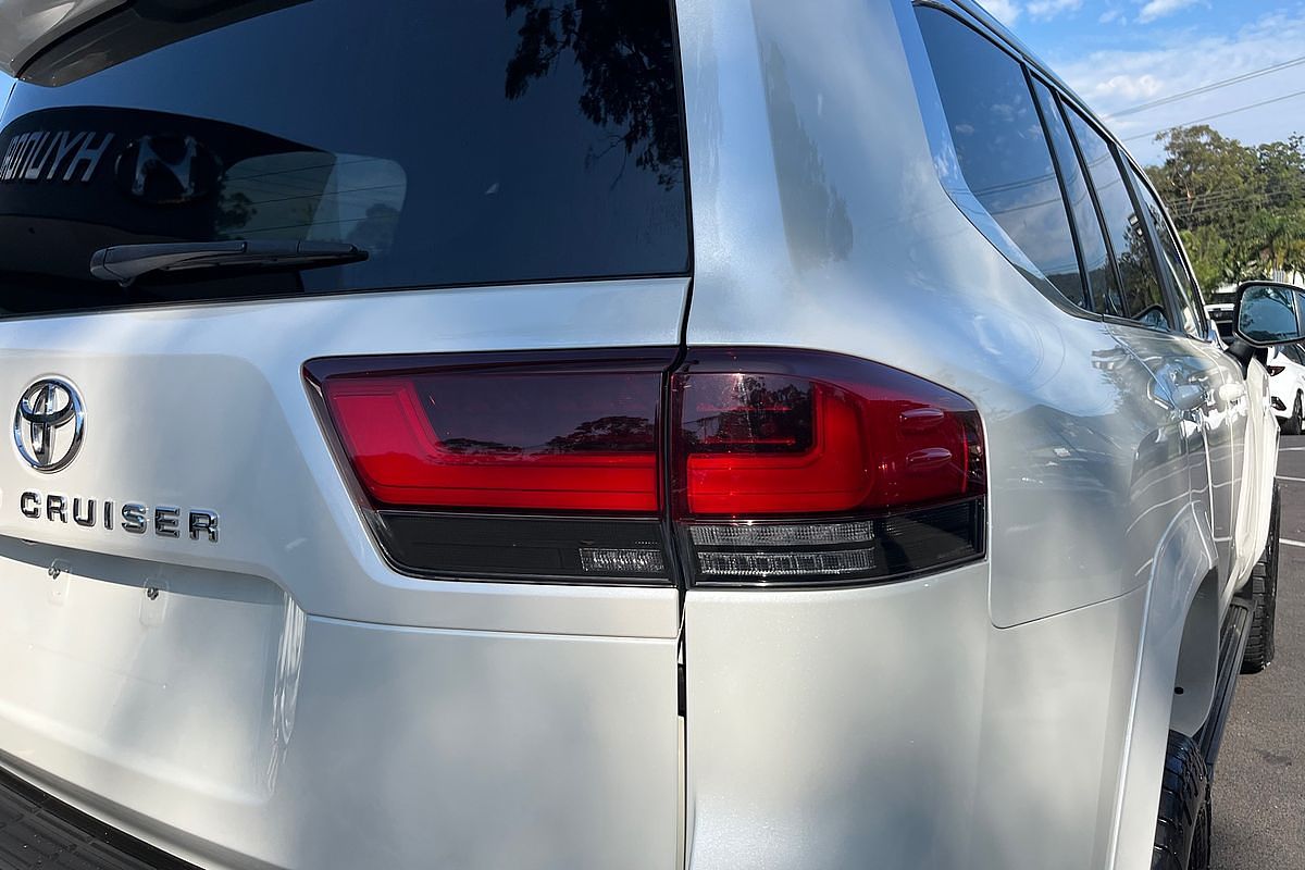 2022 Toyota Landcruiser VX FJA300R