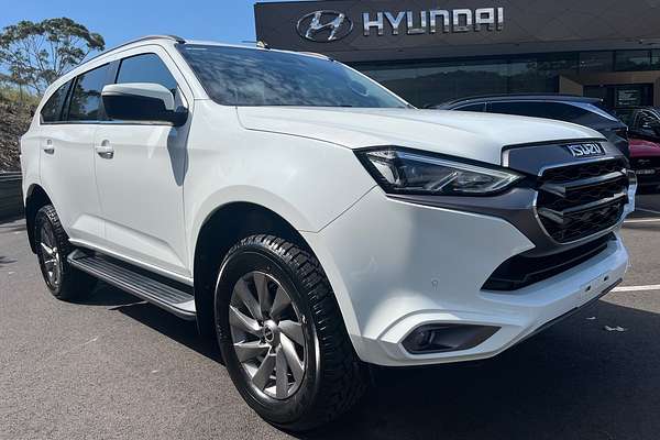 2023 Isuzu MU-X LS-U (4x4) RJ5 MY23