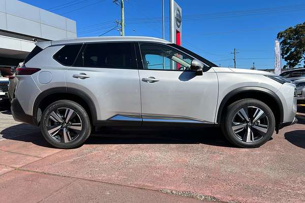 2025 Nissan X-TRAIL Ti T33