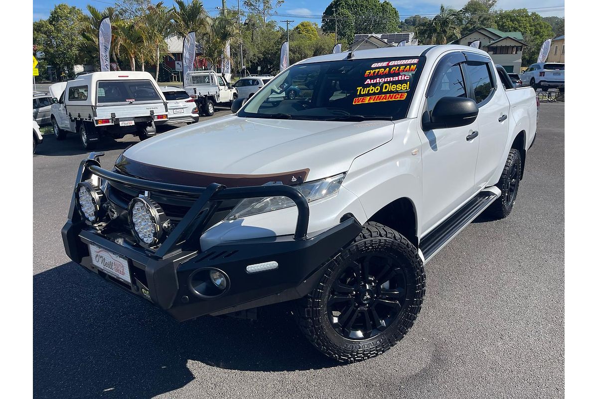 2021 Mitsubishi Triton GLX-R MR 4X4