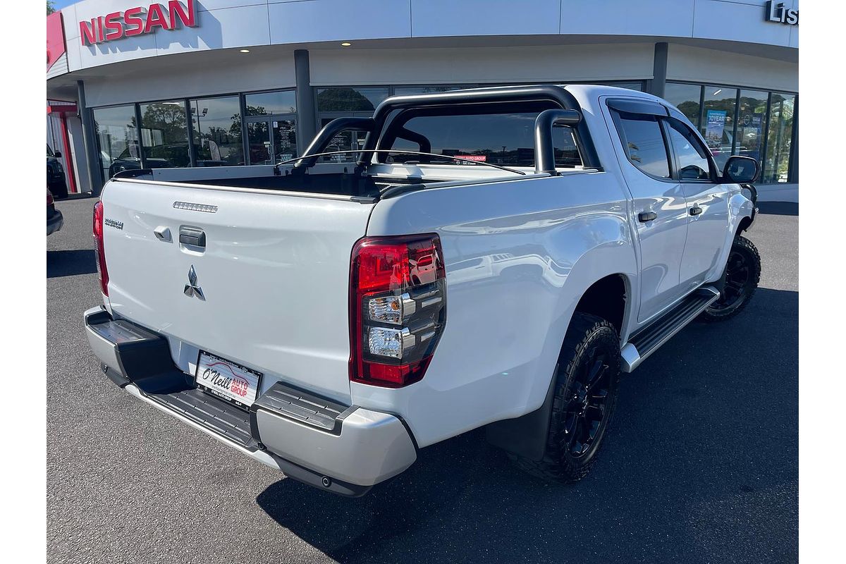 2021 Mitsubishi Triton GLX-R MR 4X4