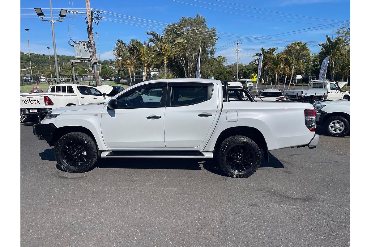 2021 Mitsubishi Triton GLX-R MR 4X4