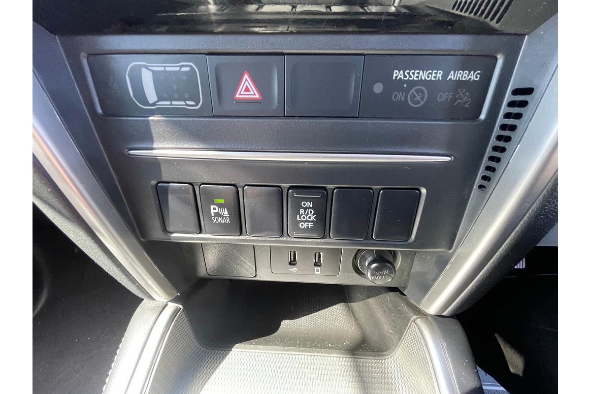 2021 Mitsubishi Triton GLX-R MR 4X4