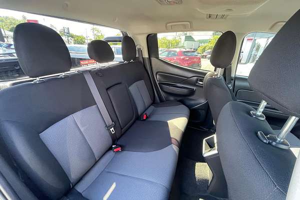 2021 Mitsubishi Triton GLX-R MR 4X4