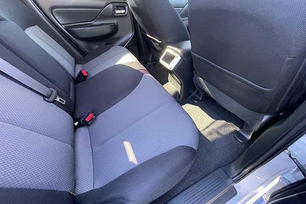 2021 Mitsubishi Triton GLX-R MR 4X4