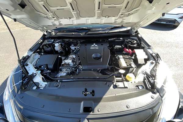 2021 Mitsubishi Triton GLX-R MR 4X4