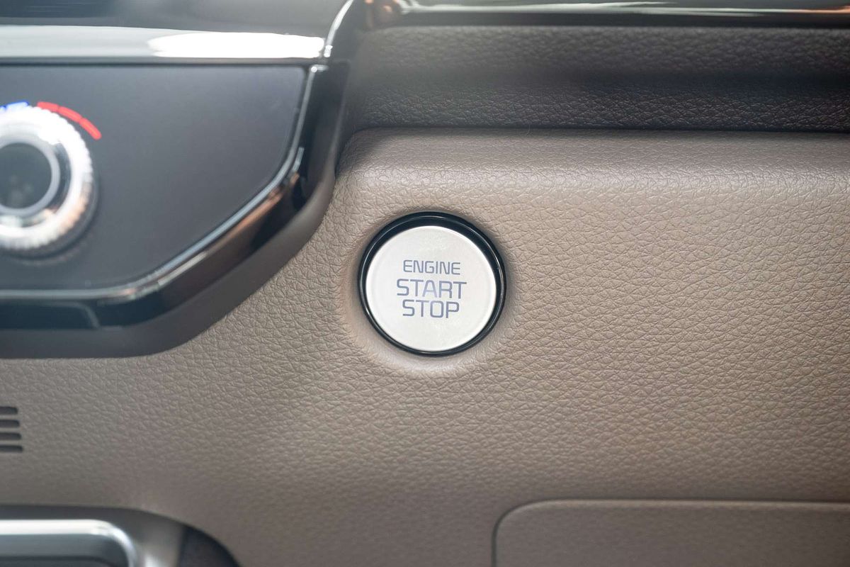 2025 Kia Carnival GT-Line KA4 PE