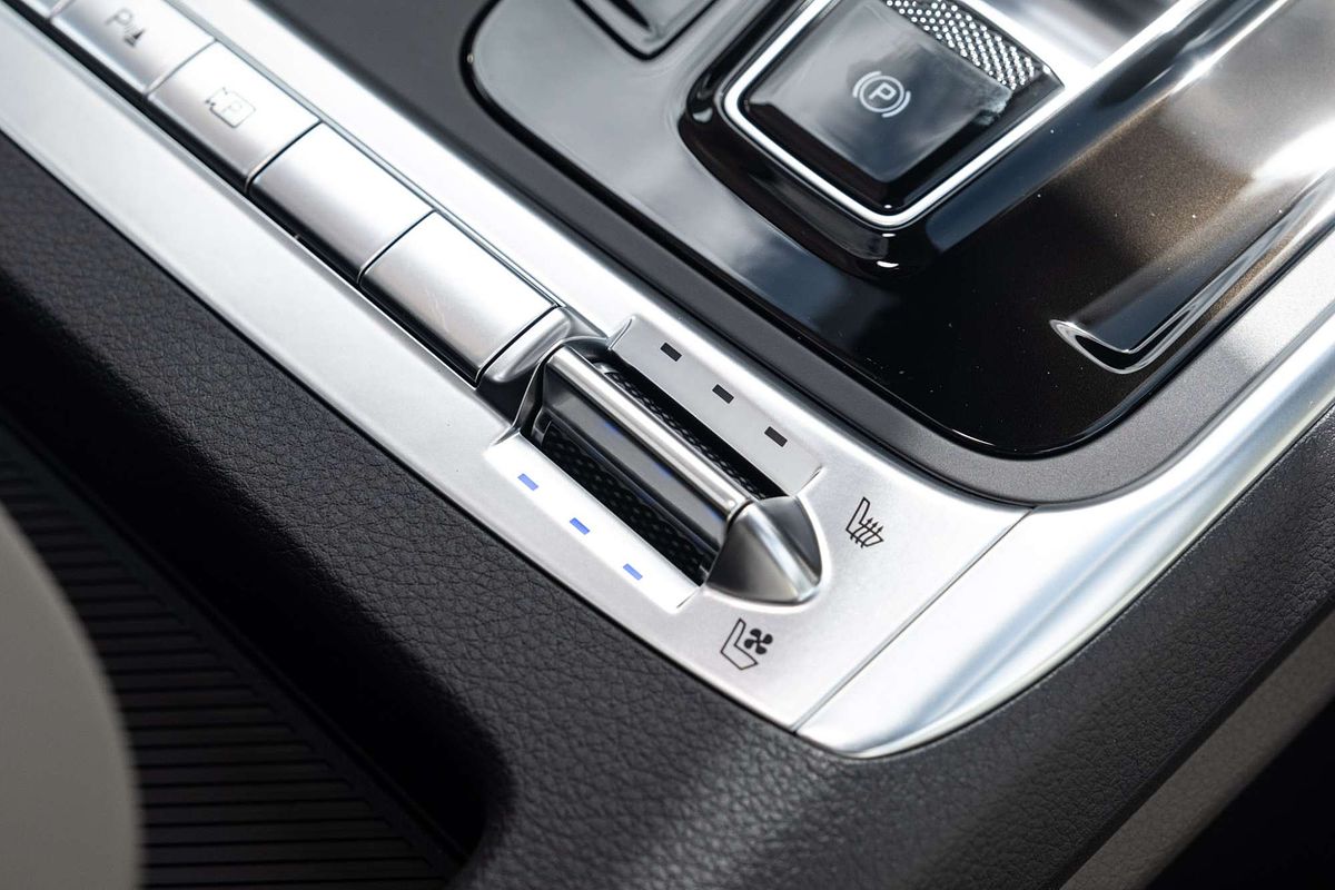 2025 Kia Carnival GT-Line KA4 PE