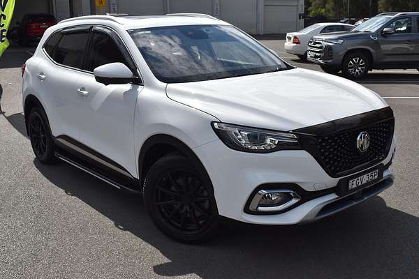 2024 MG HS Essence SAS23