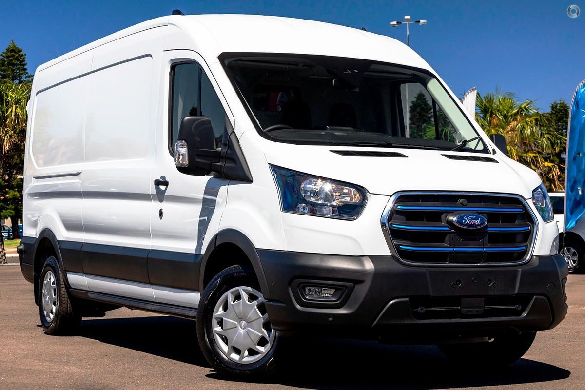 2023 Ford E-Transit 420L VO Mid Roof