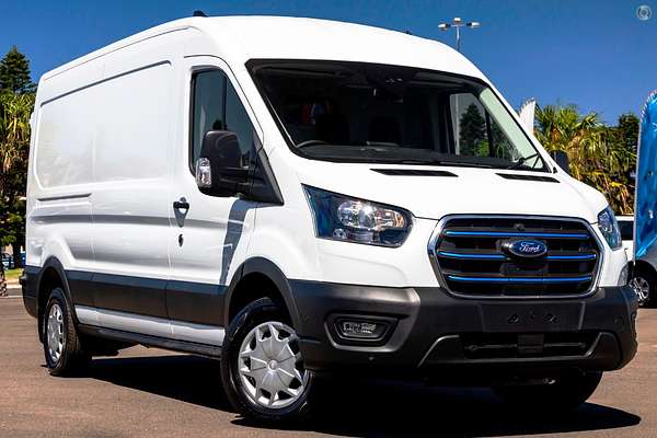 2023 Ford E-Transit 420L VO Mid Roof