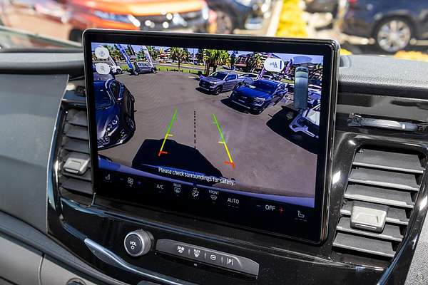 2023 Ford E-Transit 420L VO Mid Roof