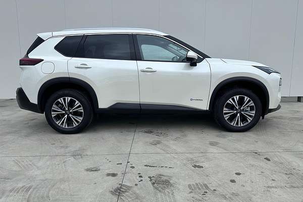 2025 Nissan X-TRAIL ST-L e-POWER T33