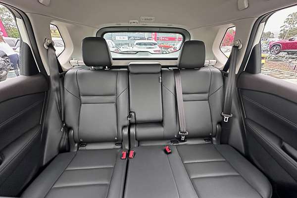 2025 Nissan X-TRAIL ST-L e-POWER T33