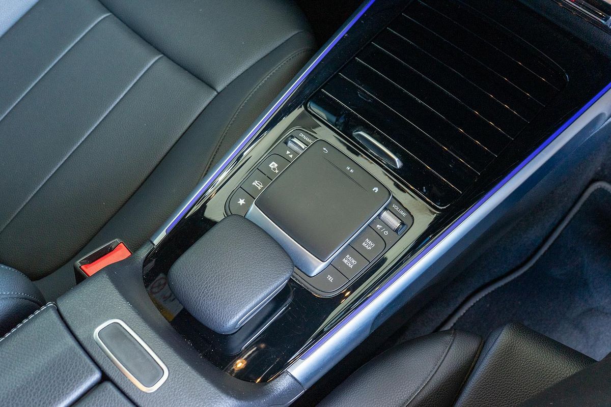 2022 Mercedes-Benz GLB-Class GLB200 X247