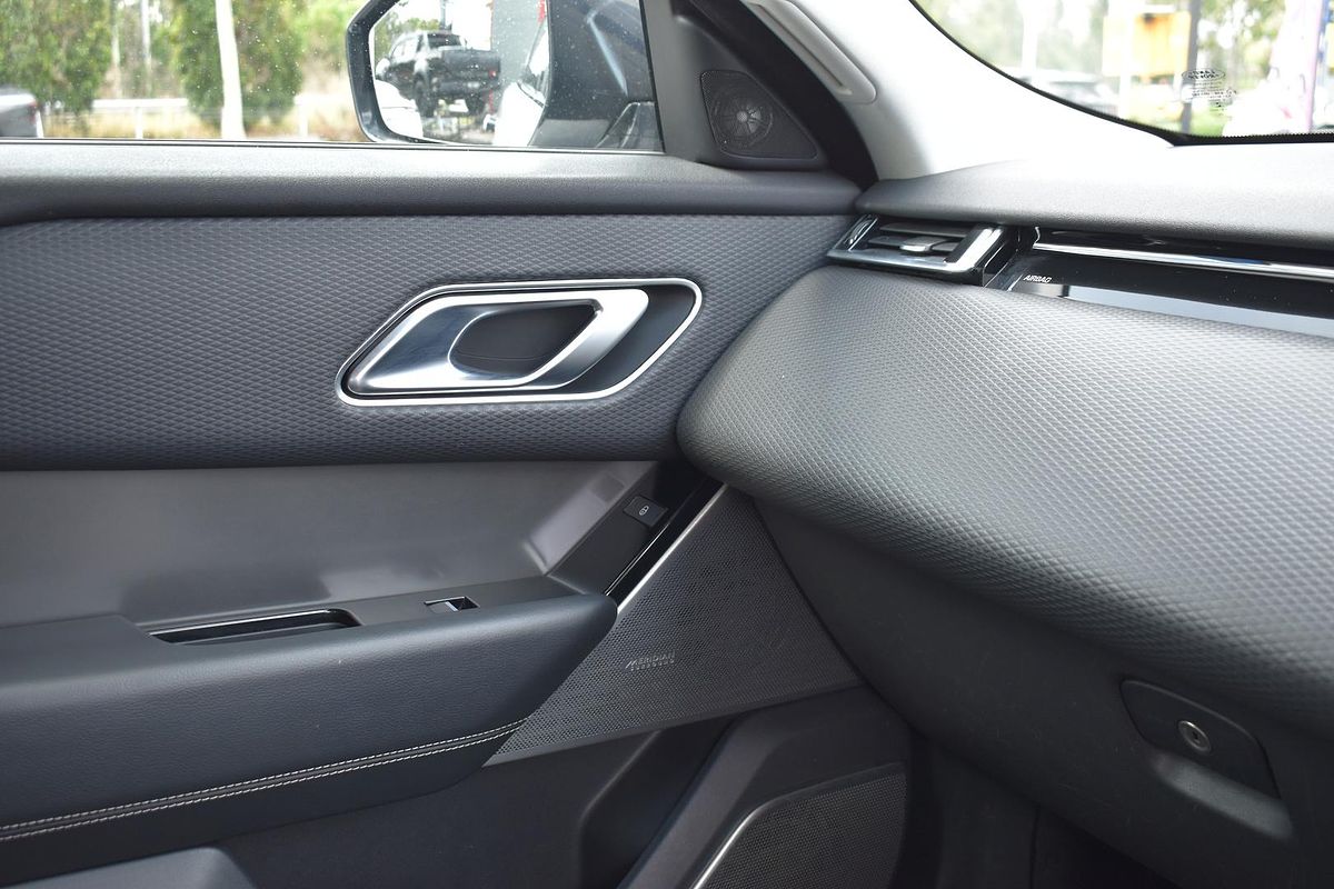 2019 Land Rover Range Rover Velar D240 SE L560