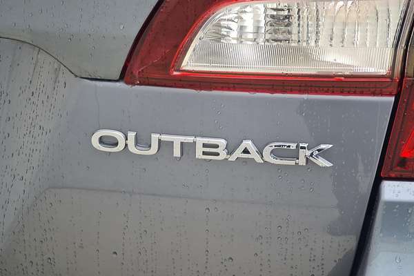 2017 Subaru Outback 2.5i Premium 5GEN