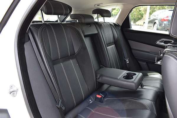 2019 Land Rover Range Rover Velar D240 SE L560