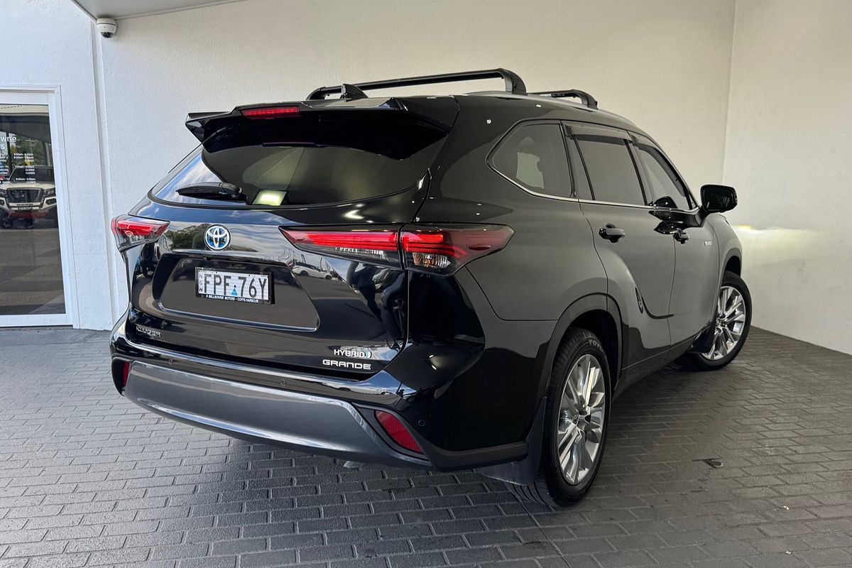 2024 Toyota Kluger Grande AXUH78R