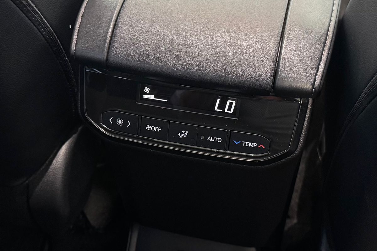 2024 Toyota Kluger Grande AXUH78R