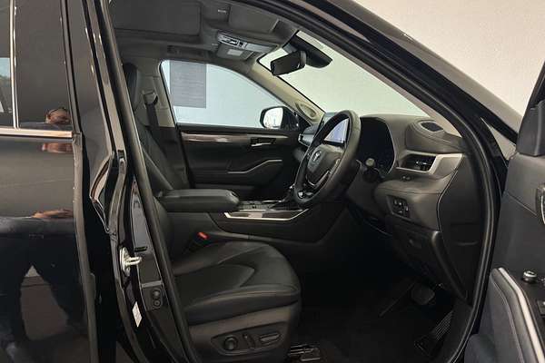 2024 Toyota Kluger Grande AXUH78R