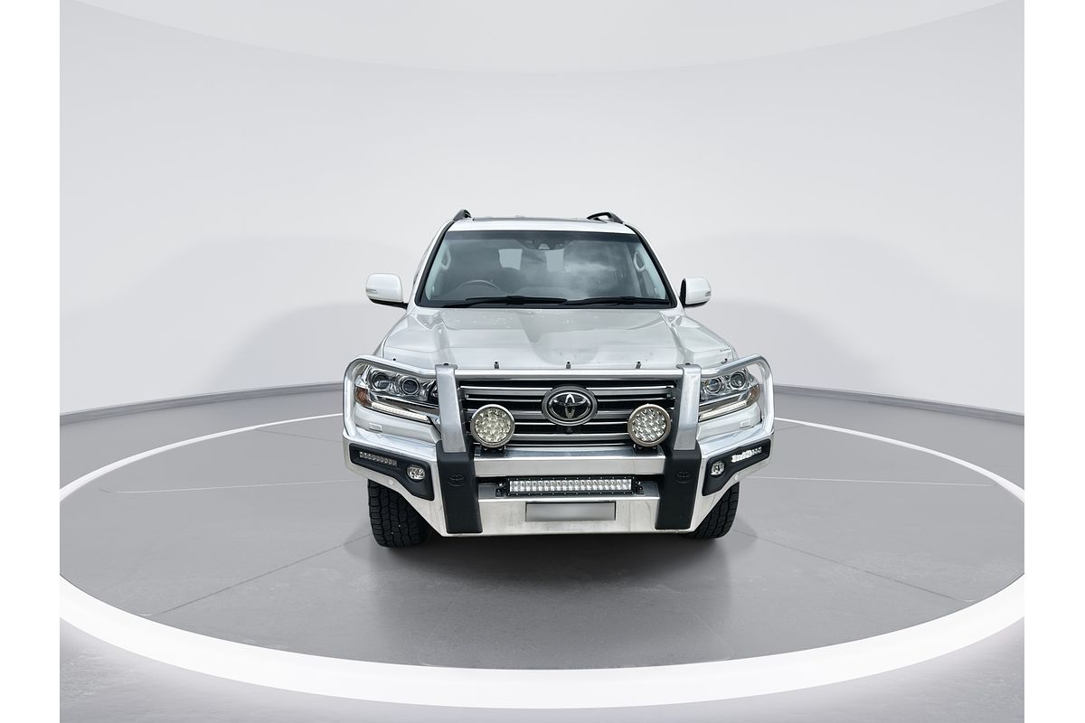 2017 Toyota Landcruiser Sahara VDJ200R