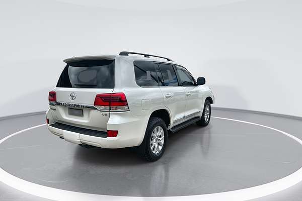 2017 Toyota Landcruiser Sahara VDJ200R
