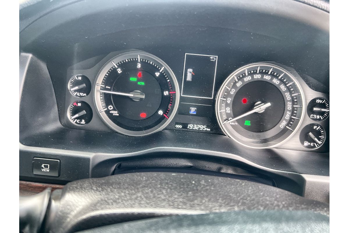 2017 Toyota Landcruiser Sahara VDJ200R