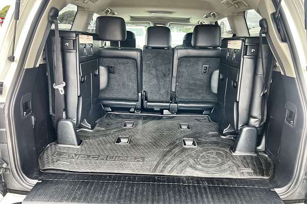 2017 Toyota Landcruiser Sahara VDJ200R