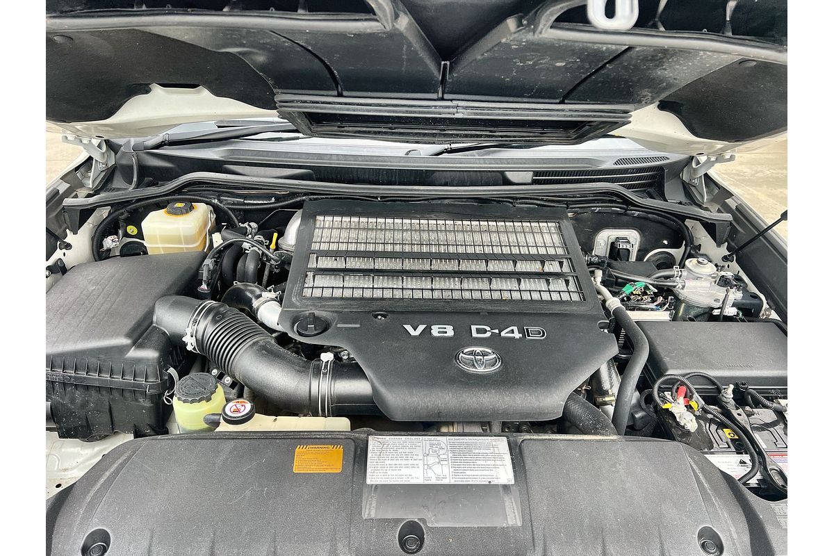 2017 Toyota Landcruiser Sahara VDJ200R