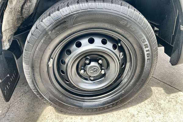 2018 Toyota Hilux Workmate TGN121R Rear Wheel Drive